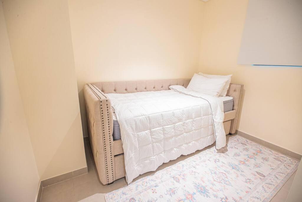 Luxury 3 Bdr Villa By The Sea 54 Fujairah Exterior photo