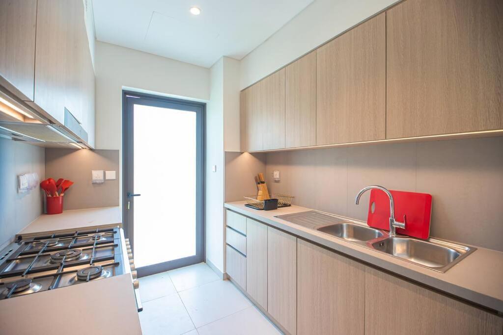 Luxury 3 Bdr Villa By The Sea 54 Fujairah Exterior photo